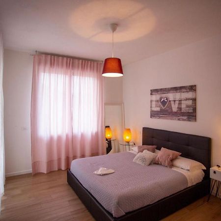 Bed And Breakfast Castello7 San Felice del Benaco Exterior foto