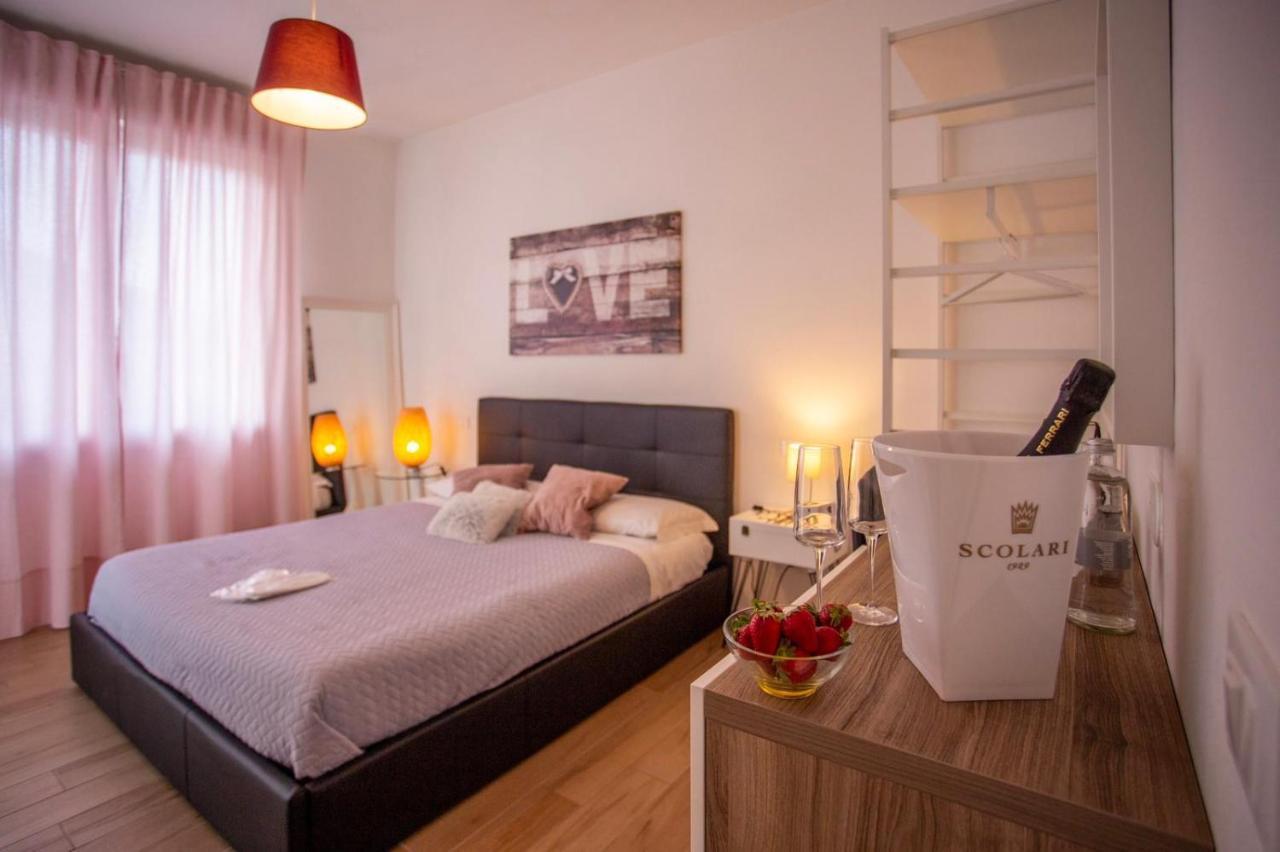 Bed And Breakfast Castello7 San Felice del Benaco Exterior foto